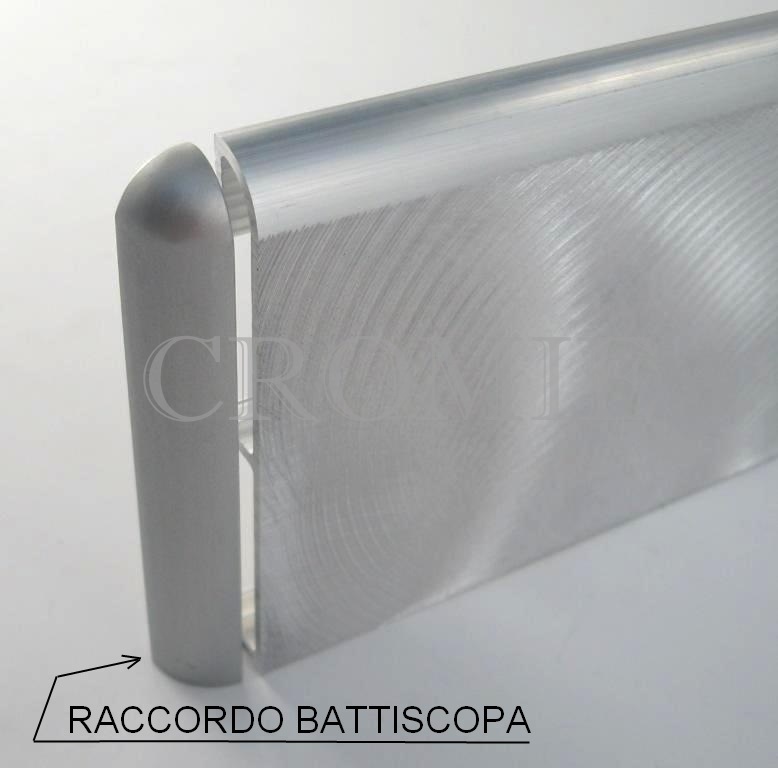 Battiscopa Brush